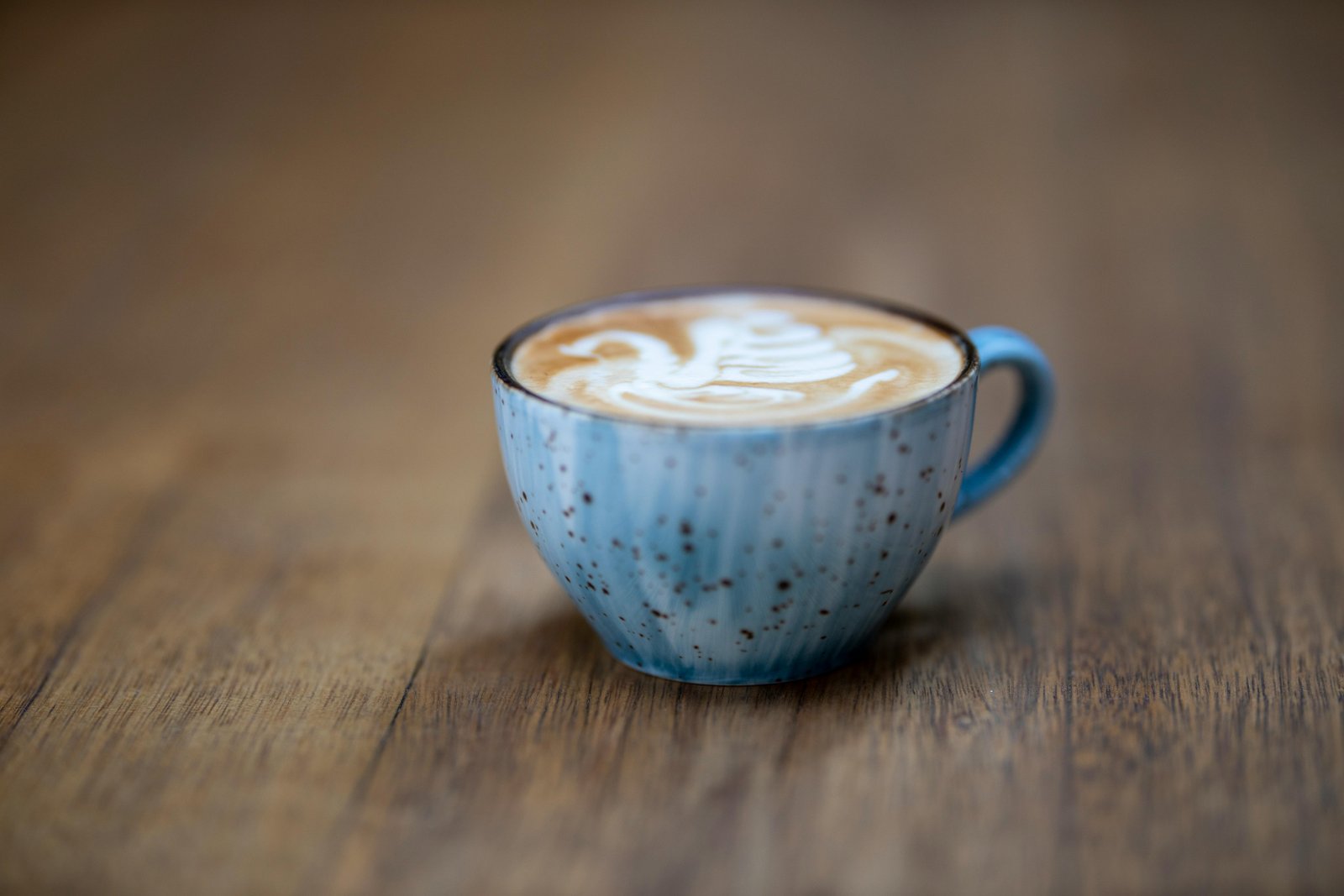 A minimalist coffee-themed high-resolution wallpaper, 60 of 63.